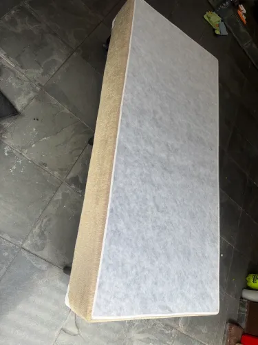 Box de solteiro  cama 