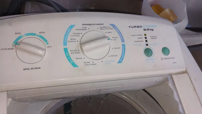 Vendo máquina de lavar 9kilos facilito a entrega