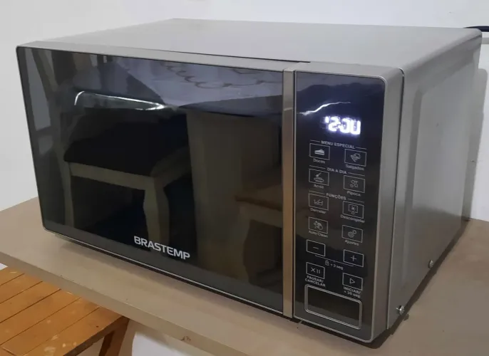 Microondas Espelhado Brastemp 20Litros 220Volts (ENTREGO)
