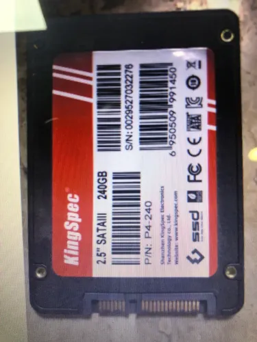 Hd ssd de 240GB.