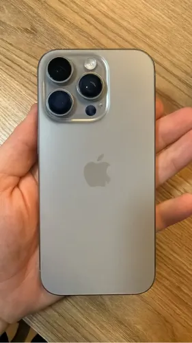 iPhone 16 Pro 128gb Único dono sem detalhes.