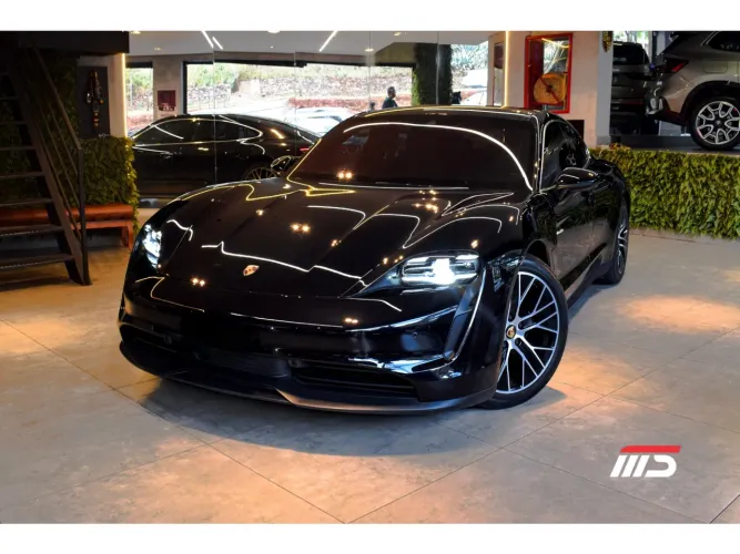 Porsche Taycan 4S (elétrico) 2021