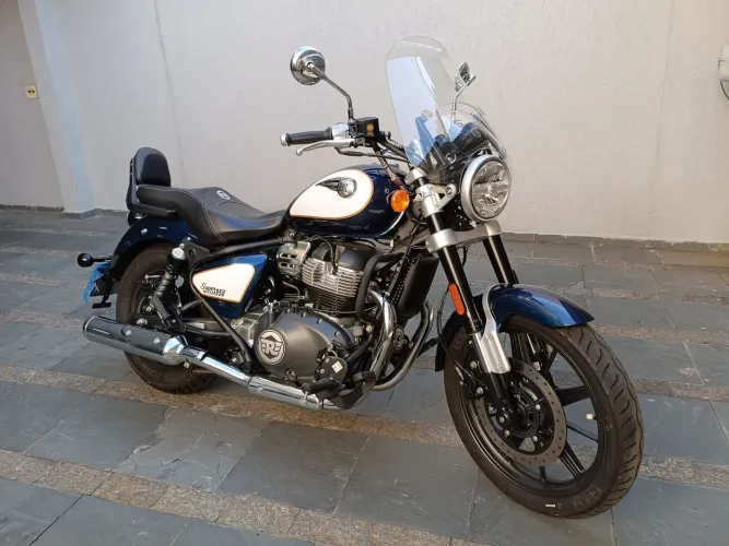 Super meteor 650 celestial