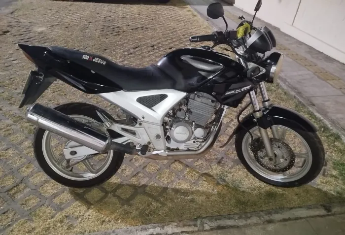 Moto Twister