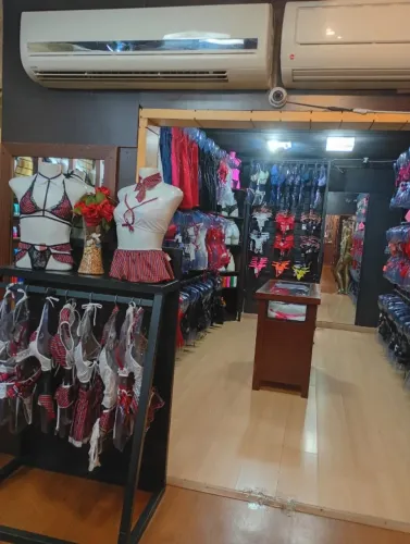 PASSO LOJA (S,XSHOPI) NO BK KANGURU , CENTRO DE GV *) , COM ESTRUTURA TOP ,