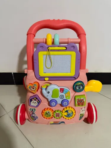 Andador infantil didático