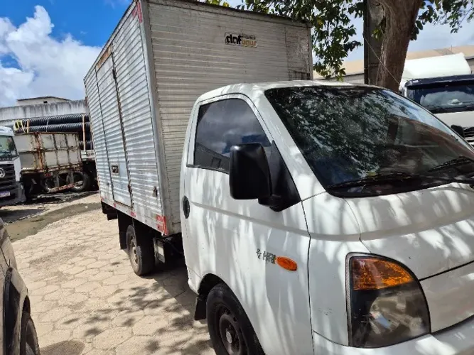 HYUNDAI HR