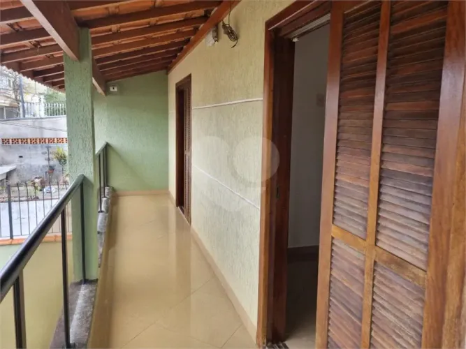 Sobrado com 3 quartos para locação em Vila mazzei - SP