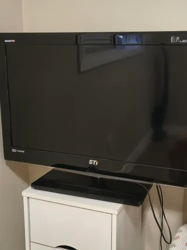 Tv 32 STI para peças