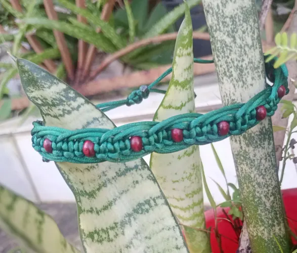 Pulseira de macramé 