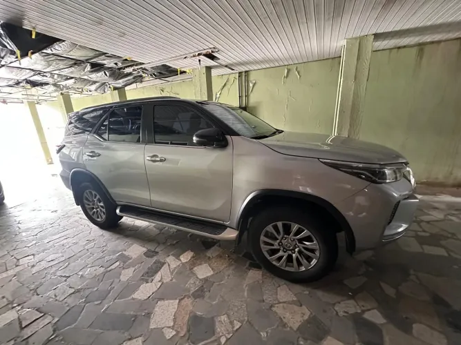 Toyota Hilux SW4 SRX 4X4 2.8 TDI 16V Dies. Aut. 2022