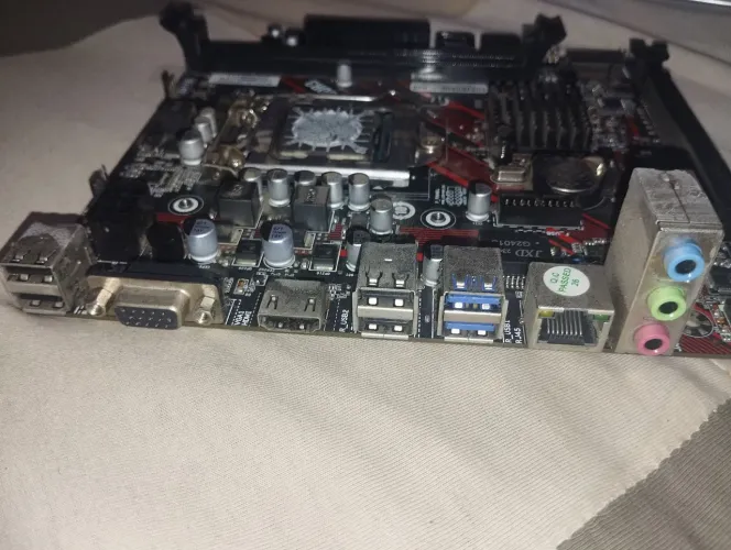 Placa mãe suporte LGA 1115 2xddr3 com pino torto + processador I5-3470 semi novo 