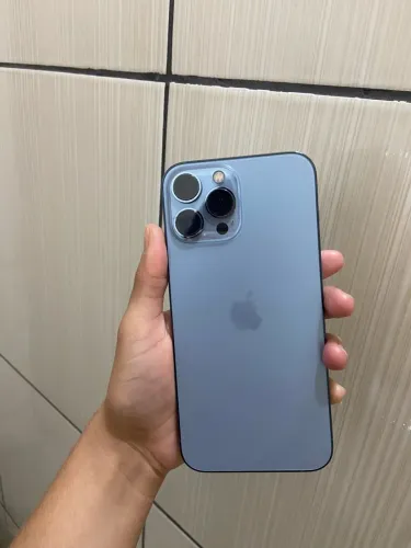 Vendo IPhone 13 Pro Max ou troco num 14 pro.