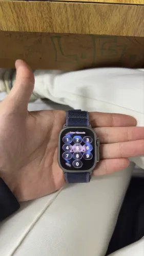Apple Watch Ultra 2 - 49MM