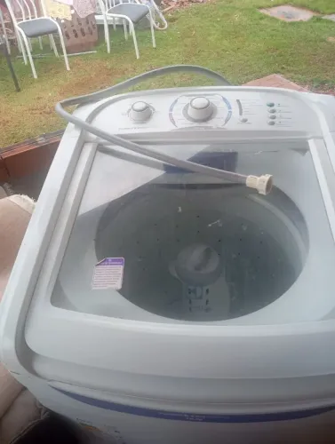 Vendo máquina Eletrolux 13 kilos