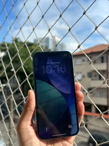 iPhone 13 - 256GB - 100% de bateria