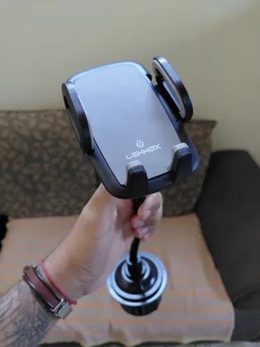 Suporte de celular para carro - Usado - Entrego