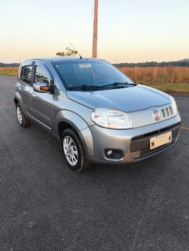Fiat Uno Vivace Celeb. 1.0 EVO F.flex 8V 5P 2012