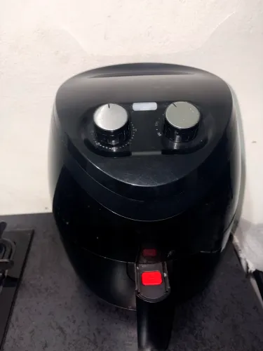 Airfryer Britânia 4 litros