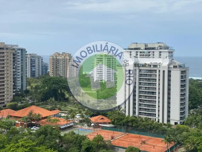 Magnífico APTO! Parque das Rosas/Condomínio Rosa da Praia. Vista livre e Panorâmica Andar