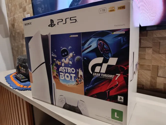 PlayStation 5 mídia física e digital
