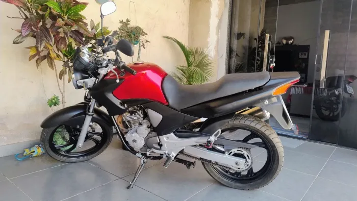 Moto fazer 2008