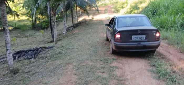 Vende-se ou troca , Sítio.