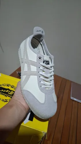 Tênis Onitsuka Mexico 66