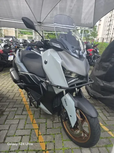 X - Max 300cc. 2026 único Dono