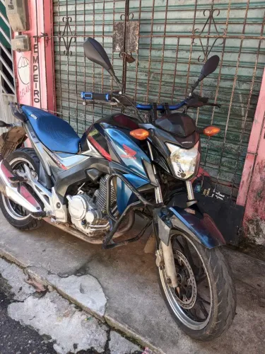 VENDO/TROCO CB250F TWISTER 2017/2018