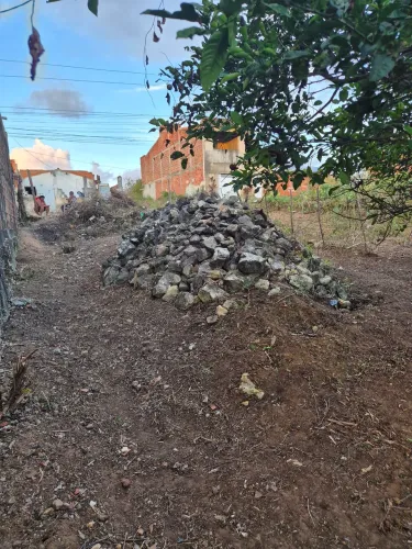 Vende-se Terreno medindo 7X20, no alto da Boa vista, Maruim