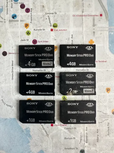 Lote de memory stick pro duo Sony - PSP