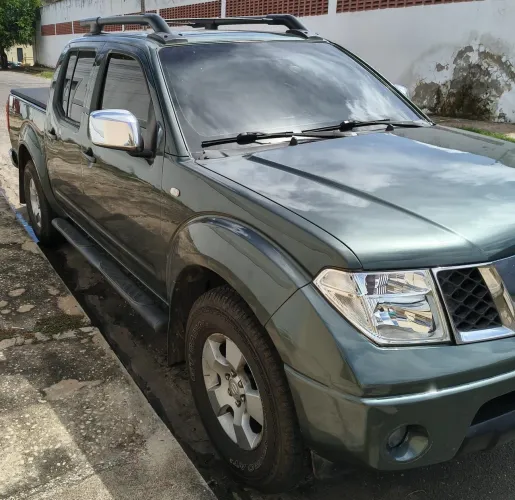 Nissan Frontier LE CD 4X4 2.5 TB Diesel Aut. 2010