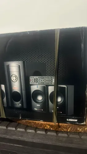 Home Theater MP3 USB 5.1 canais FM 6 caixas lacrado. Novo !