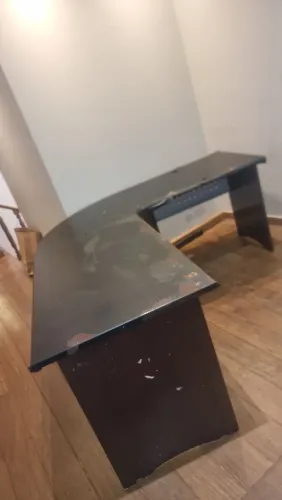 Mesa de Escritório em L