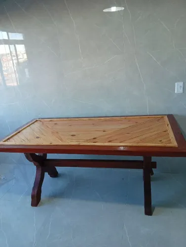 Mesa de madeira