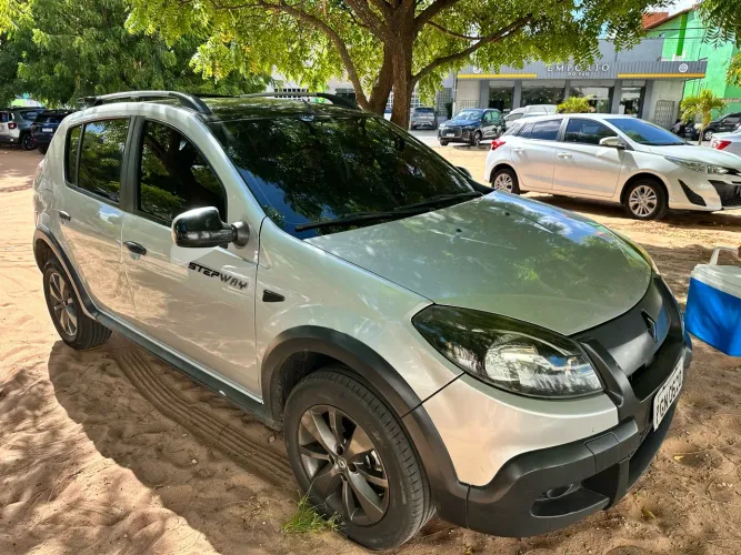 Renault Sandero Stepway Hi-power 1.6 8V 5P 2014