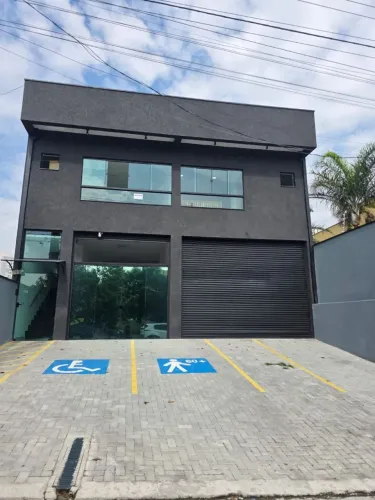 SALAS COMERCIAIS PARA LOCAÇÃO