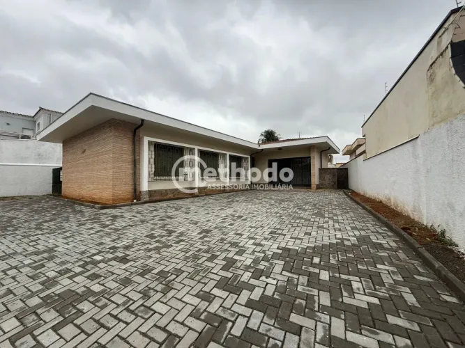 Casa Comercial com salão espaçoso para locação com 16 vagas de Garagem, Bairro Nova Campin