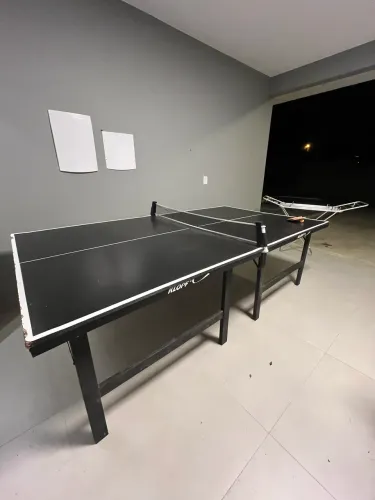Mesa de Ping Pong Klopf Dobrável + Rede + 2 Raquetes e Bolinha