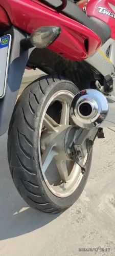 Vendo moto Twister 2004