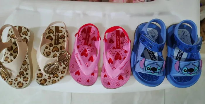 Sandalias menina
