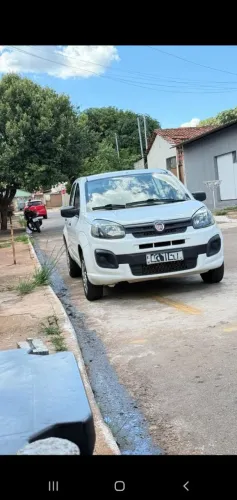 Fiat Uno Attractive 1.0 EVO Fire Flex 8V 5P 2019