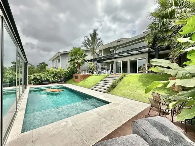 Casa à venda , 4 suítes, Moderna , porteira fechada, por R$ 4.880.000, Cond. Pq. das Artes