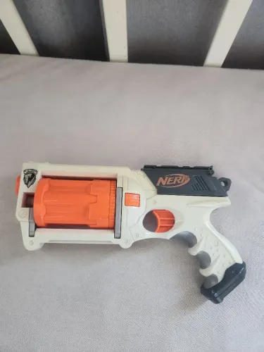 Nerf Maverich 