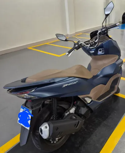 PCX 160 DLX 2024