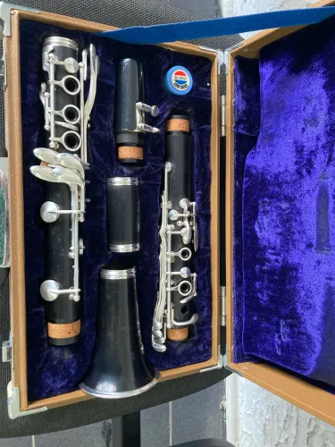 Clarinete de madeira Yamaha YCL 33