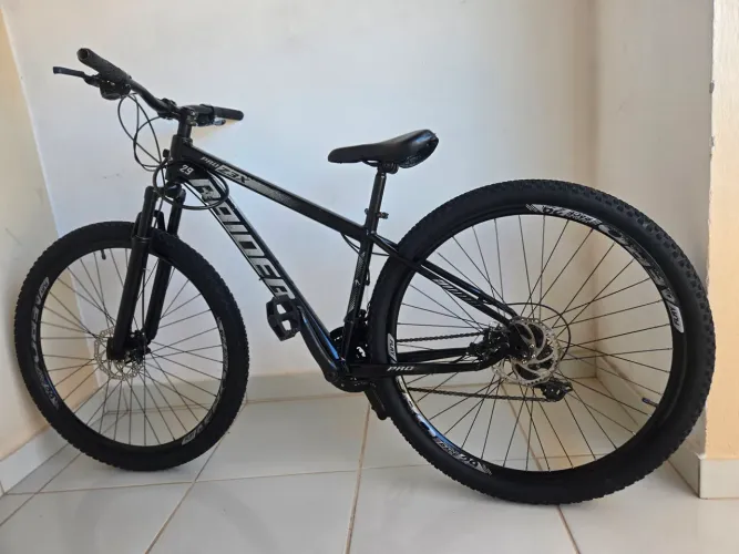 Vendo bicicleta Raider aro 29, freio a disco gts