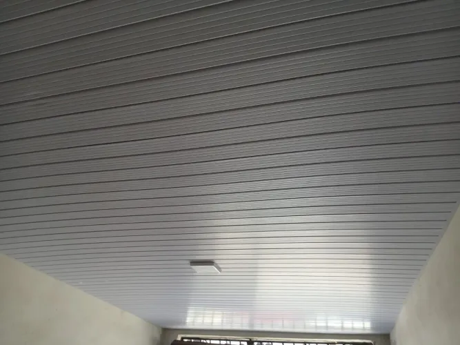 Acabamento com forro PVC 