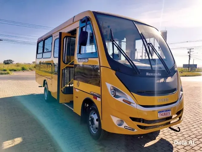 Micro Ônibus Iveco Wayclass - 2018/2019  